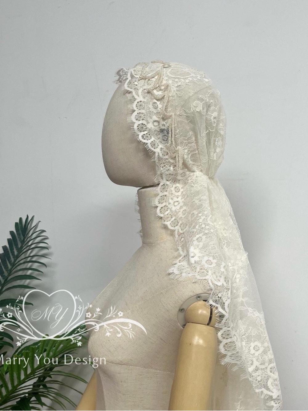 Juliet Cap Wedding Veil in Ivory
